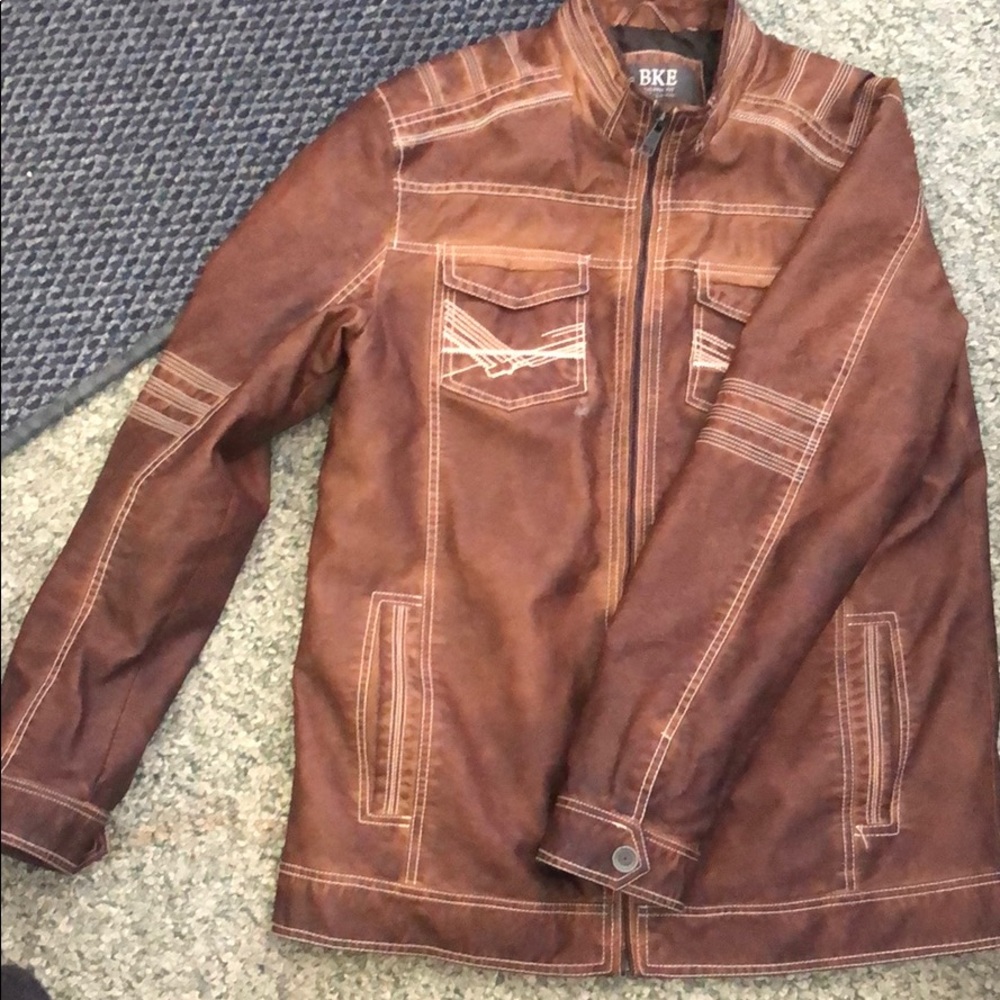 L athletic fit jacket from Buckle.